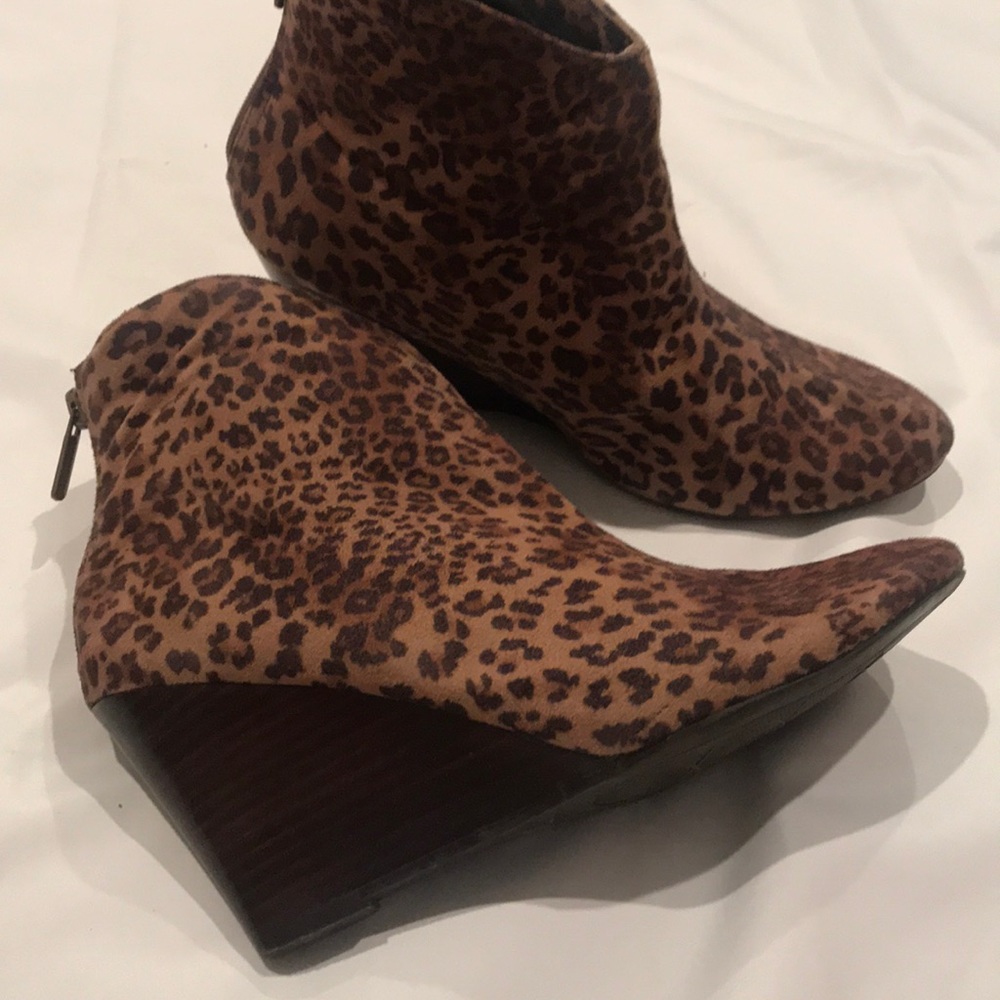 Leopard booties
